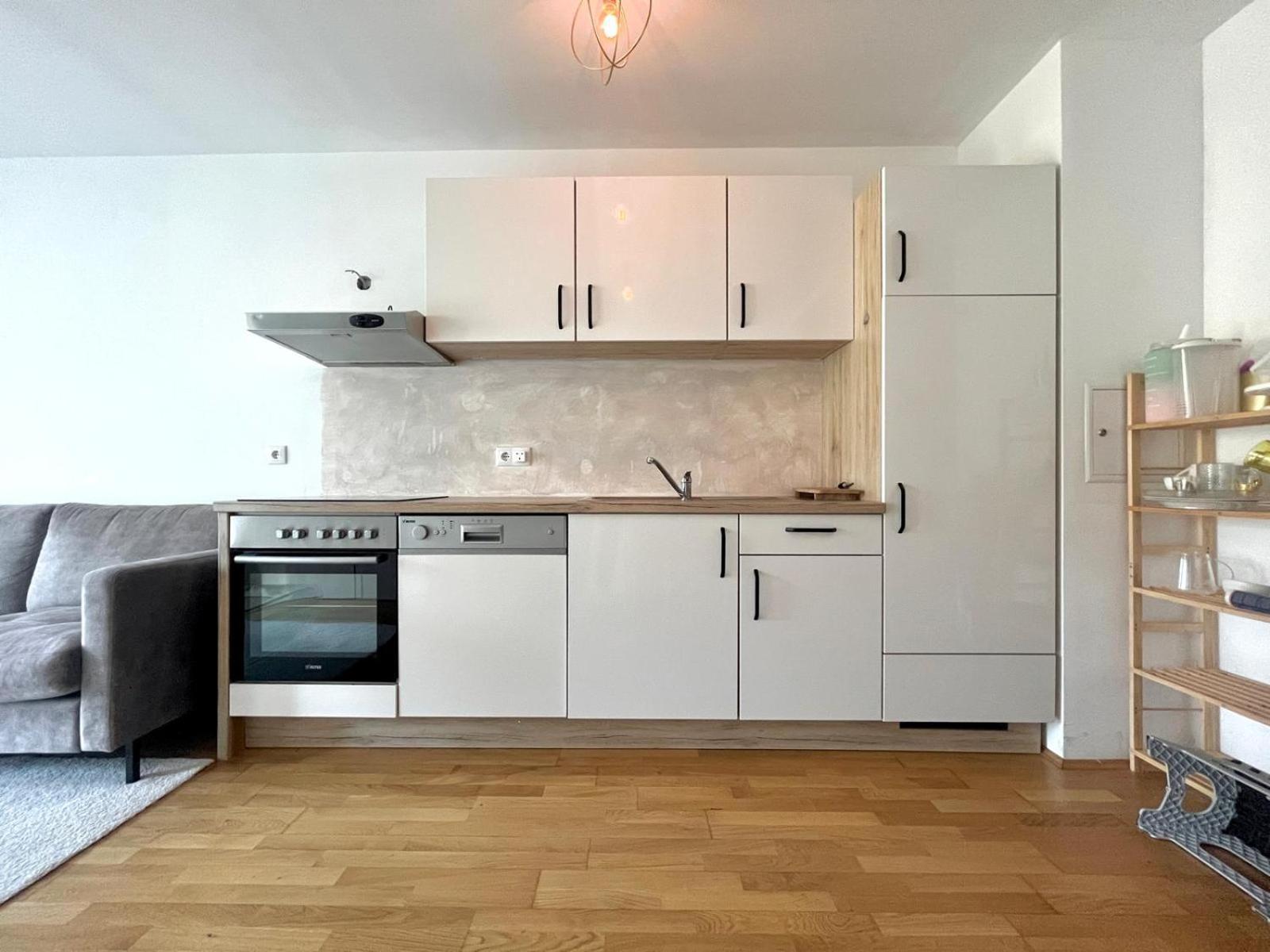 Apartment Mit Garten In 1230 *